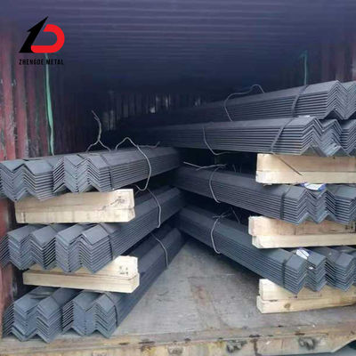Barres d'angle en acier au carbone perforé en acier doux ASTM A213, A312, ASTM A269