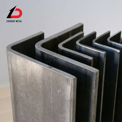 Barre d'angle en acier au carbone laminée à chaud ASTM A36 A53 Q235 Q345 Longueur personnalisée