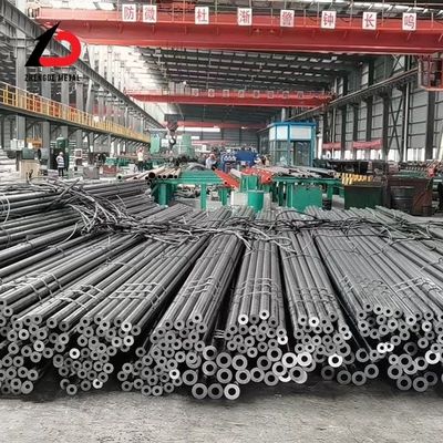 Fabrique directe JIS Standard En 10219 S235jr S355gh Pipe en acier doux sans soudure Tube en acier noir 6m 12m Tube sans soudure en acier au carbone Prix