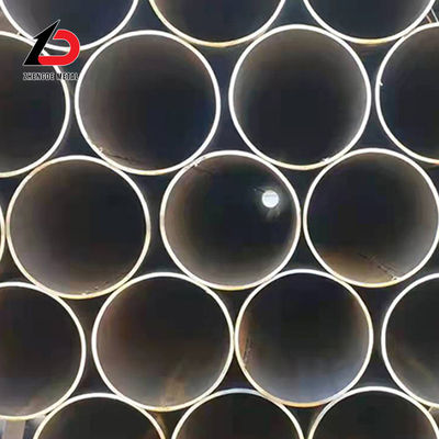 2.1 - 60 mm d'épaisseur Pipe laminée à chaud en acier au carbone pour la construction de pipelines pétroliers