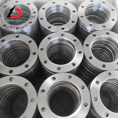 Livraison rapide haute précision sur mesure Ss201 Ss303 SS304 SS316 Q235 usinage CNC soudage du cou / aveugle / glissement / bride de fil