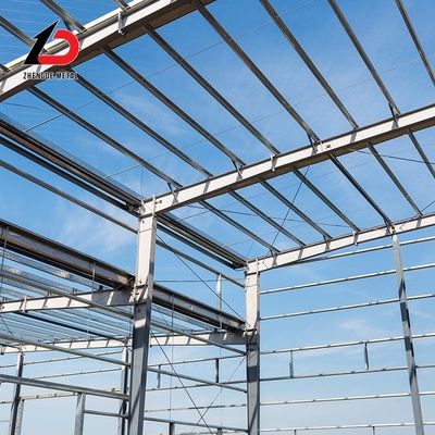 Entrepôt de charpente métallique commerciale préfabriqué selon la norme DIN ODM
