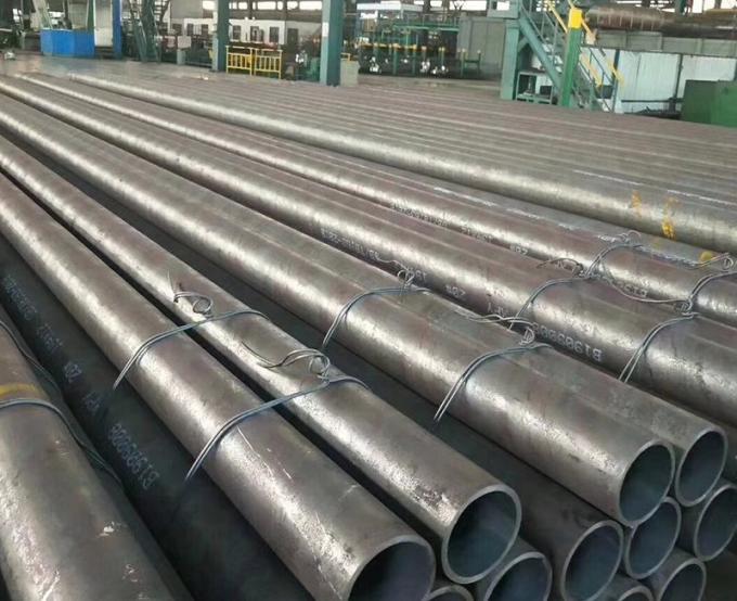 Fabrique directe JIS Standard En 10219 S235jr S355gh Pipe en acier doux sans soudure Tube en acier noir 6m 12m Tube sans soudure en acier au carbone Prix 5