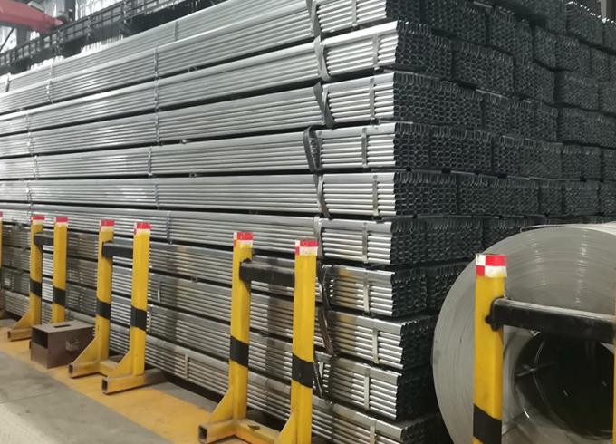 Taille personnalisée de la norme européenne 20*20mm 40*40mm 60*60mm 80*80mm Tubes/tubes carrés en acier galvanisé 3